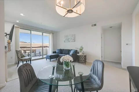 Dining - 400 Deer Valley Rd #3D, San Rafael, CA 94903 photo 1 of 2