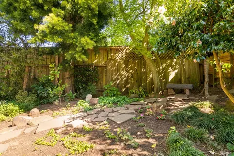 Exterior - 476 Wellesley Ave, Mill Valley, CA 94941 photo 3 of 5