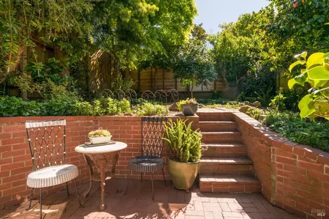 Exterior - 476 Wellesley Ave, Mill Valley, CA 94941 photo 2 of 5