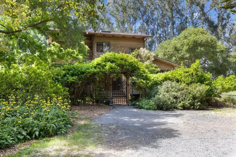 7 Linsdale Ln, Point Reyes Station, CA 94956