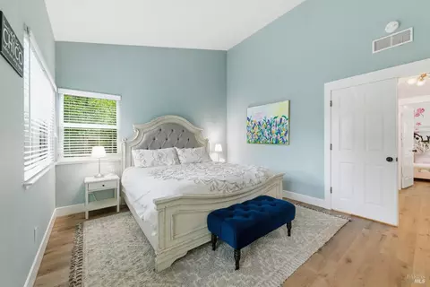 Bedroom - 28 Winestone Ct, Napa, CA 94558 photo 3 of 8