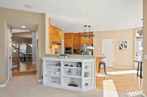 Entry Way - 4706 Devonshire Pl, Santa Rosa, CA 95405 photo 6 of 9