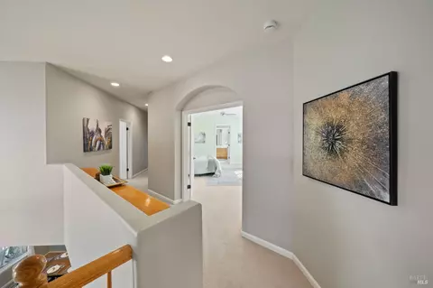 Entry Way - 4706 Devonshire Pl, Santa Rosa, CA 95405 photo 8 of 9