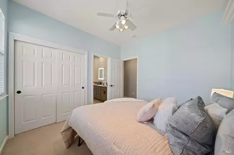 Bedroom - 4706 Devonshire Pl, Santa Rosa, CA 95405 photo 7 of 9