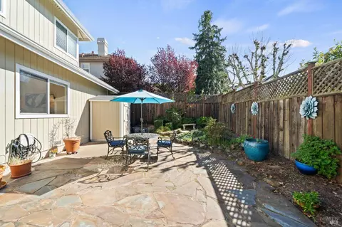 Exterior - 4706 Devonshire Pl, Santa Rosa, CA 95405 photo 3 of 15
