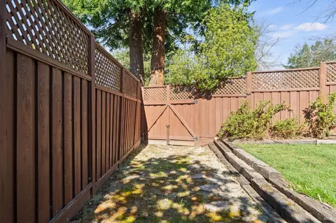 Exterior - 4706 Devonshire Pl, Santa Rosa, CA 95405 photo 8 of 15