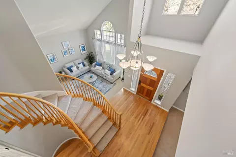 Entry Way - 4706 Devonshire Pl, Santa Rosa, CA 95405 photo 7 of 9