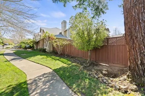 Exterior - 4706 Devonshire Pl, Santa Rosa, CA 95405 photo 14 of 15