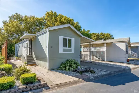 72 Ramon St, Sonoma, CA 95476