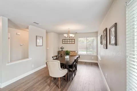 Dining - 1315 Jacobs Pl, Dixon, CA 95620 photo 2 of 4