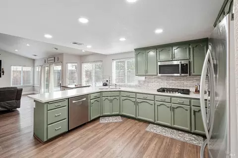 Kitchen - 1315 Jacobs Pl, Dixon, CA 95620 photo 1 of 6