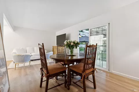 Dining - 731 5th St E, Sonoma, CA 95476 photo 2 of 3