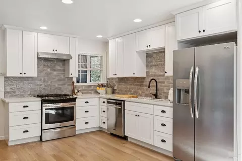 Kitchen - 731 5th St E, Sonoma, CA 95476 photo 2 of 5