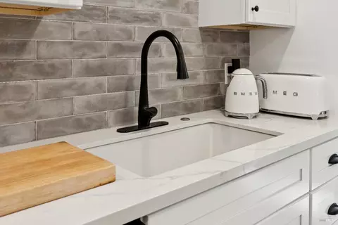 Kitchen - 731 5th St E, Sonoma, CA 95476 photo 5 of 5