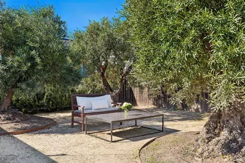 Exterior - 731 5th St E, Sonoma, CA 95476 photo 3 of 9