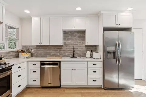 Kitchen - 731 5th St E, Sonoma, CA 95476 photo 4 of 5
