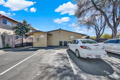 Exterior - 724 Delaware St, Fairfield, CA 94533 photo 6 of 6