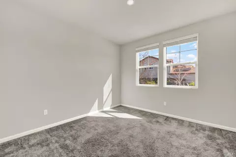Bedroom - 2952 Inspiration Dr, Fairfield, CA 94533 photo 1 of 6