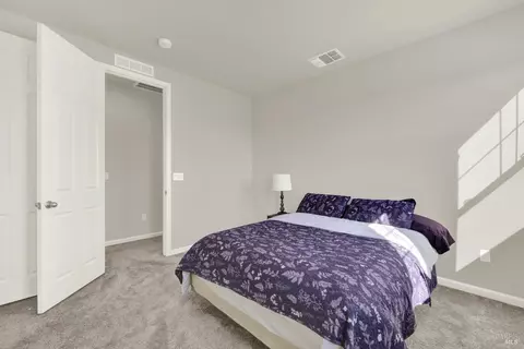 Bedroom - 2952 Inspiration Dr, Fairfield, CA 94533 photo 5 of 6