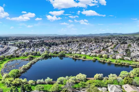 View/Area - 2952 Inspiration Dr, Fairfield, CA 94533 photo 11 of 12