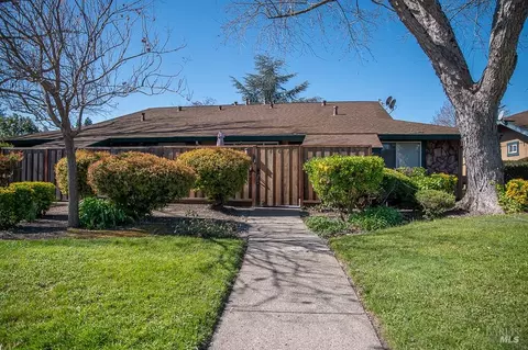 Exterior - 8383 Lasalle Ave, Cotati, CA 94931 photo 4 of 6