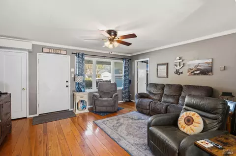 187 Magnolia St, Ukiah, CA 95482 photo 3