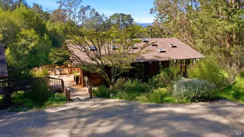 4142 Burnside Rd, Sebastopol, CA 95472