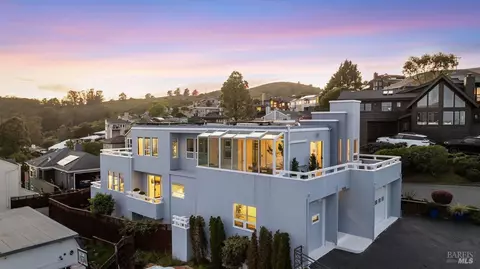 1217 Waterview Dr, Mill Valley, CA 94941