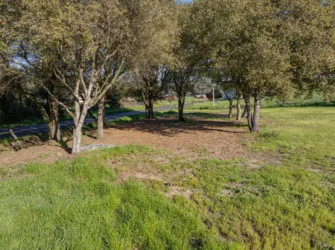 9011 Cypress Ave, Cotati, CA 94931 photo 6