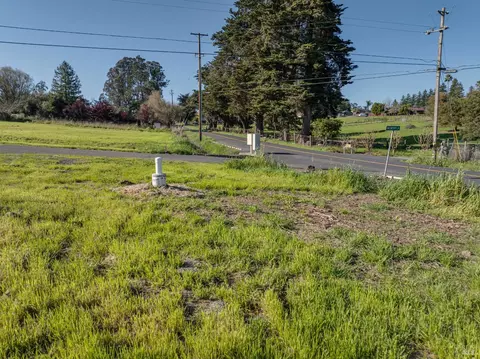 9011 Cypress Ave, Cotati, CA 94931 photo 8