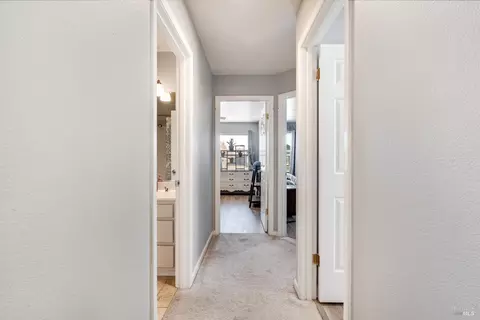 Entry Way - 532 Walten Way, Windsor, CA 95492 photo 8 of 8