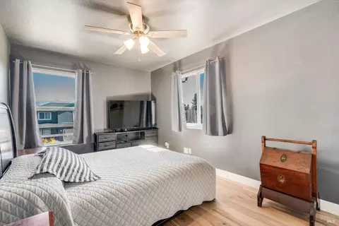 Bedroom - 532 Walten Way, Windsor, CA 95492 photo 4 of 5