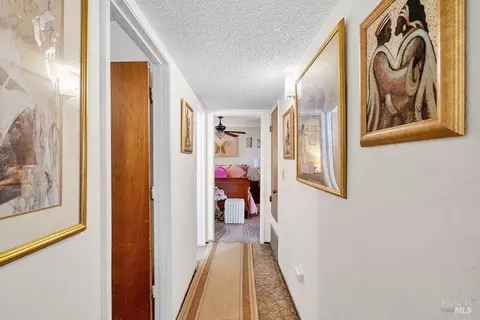 Entry Way - 118 Yorkshire Ct, Vallejo, CA 94591 photo 1 of 3