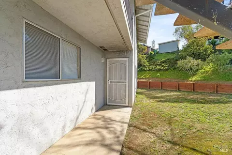 Exterior - 118 Yorkshire Ct, Vallejo, CA 94591 photo 3 of 6