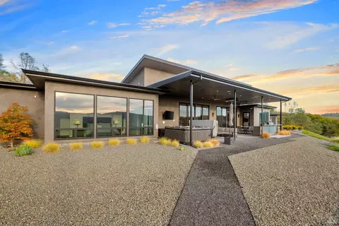 Exterior - 22700 Walling Rd, Geyserville, CA 95441 photo 5 of 6
