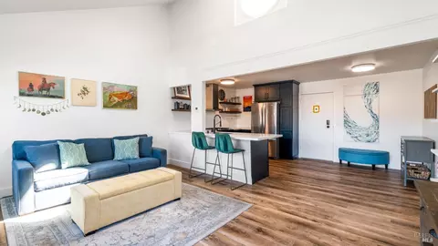 408 Larkspur Plaza Dr, Larkspur, CA 94939