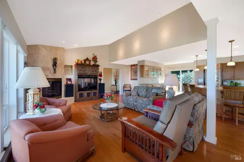 Living - 5455 Sierra Grande Dr, Bodega Bay, CA 94923 photo 5 of 6