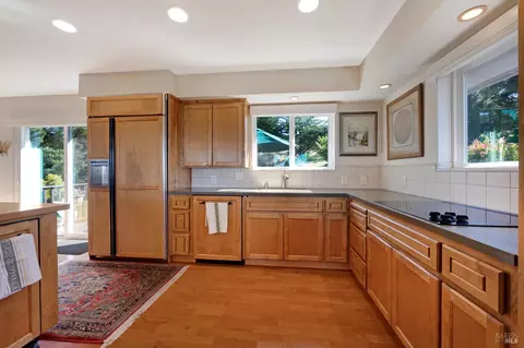 Kitchen - 5455 Sierra Grande Dr, Bodega Bay, CA 94923 photo 3 of 6