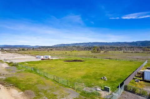 1315 Masonite Rd, Ukiah, CA 95482 photo 3