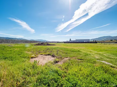 1315 Masonite Rd, Ukiah, CA 95482 photo 16