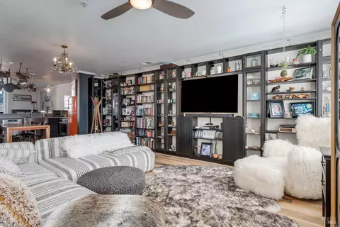 Living - 472 Emily Rose Cir, Windsor, CA 95492 photo 8 of 8