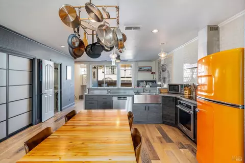 Kitchen - 472 Emily Rose Cir, Windsor, CA 95492 photo 4 of 5