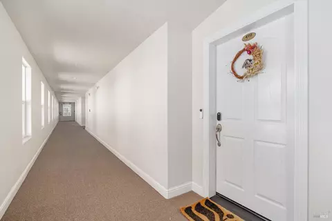 Entry Way - 472 Emily Rose Cir, Windsor, CA 95492 photo 2 of 10