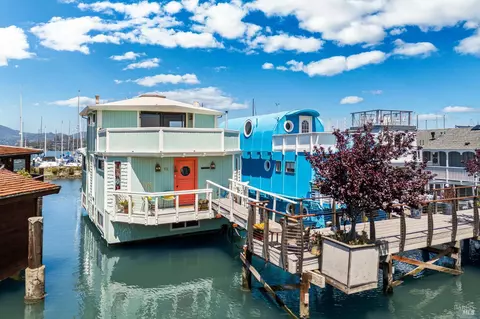 15 Yellow Ferry Dock, Sausalito, CA 94965