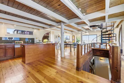 15 Yellow Ferry Dock, Sausalito, CA 94965