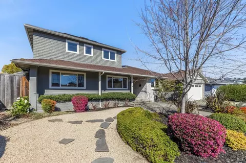 38 Cornell Ave, Larkspur, CA 94939