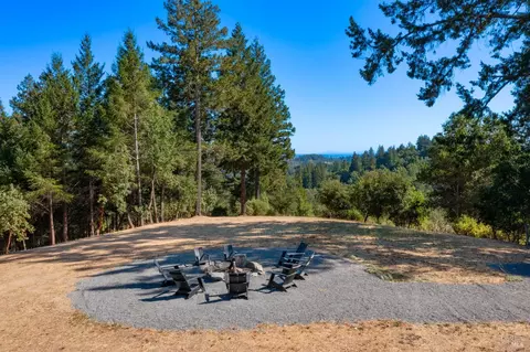 1260 Emerald Ranch Rd, Healdsburg, CA 95448 photo 3