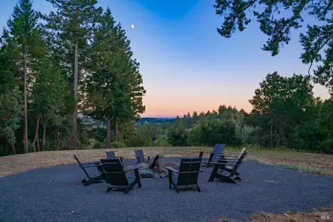 1260 Emerald Ranch Rd, Healdsburg, CA 95448 photo 4