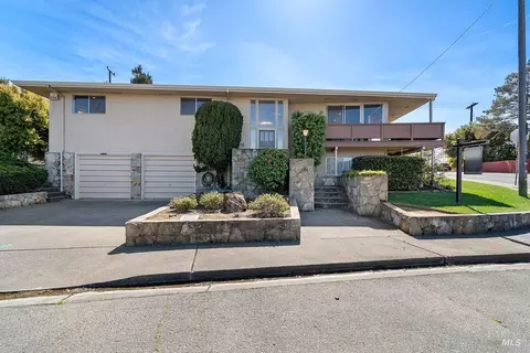 401 Valle Vista Ave, Vallejo, CA 94590