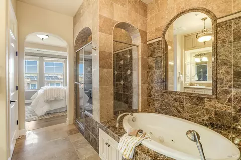 Bath - 1148 Sonata Dr #96, Vallejo, CA 94591 photo 1 of 4